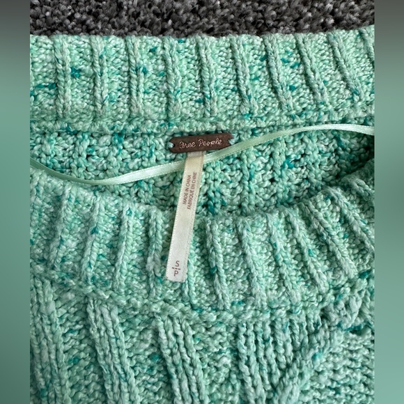 Free People Sweater - Picture 3 of 3